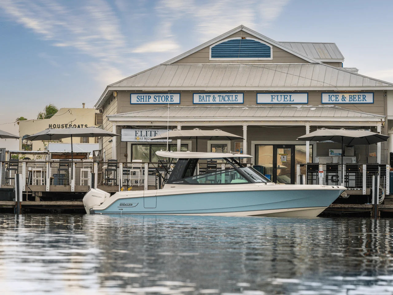 2027 Boston Whaler 330 Vantage 33.0 feet, Sarasota, Florida #4