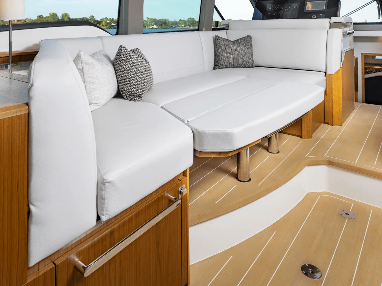 2025 Tiara Yachts EX 54 54.0 feet, Inuvik, Northwest Territories #49