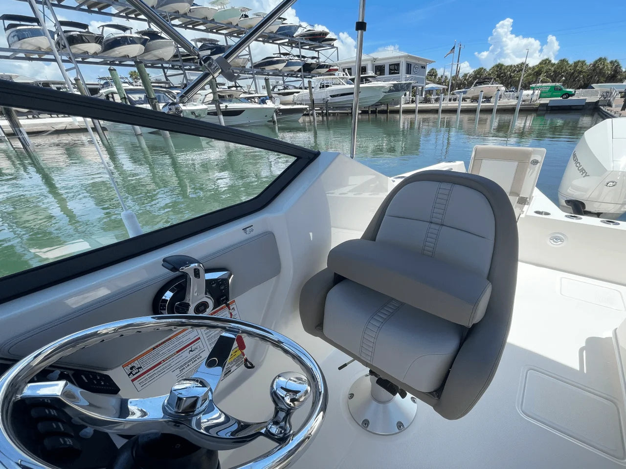 2025 Boston Whaler 210 Vantage 21.0 feet, Sarasota, Florida #20
