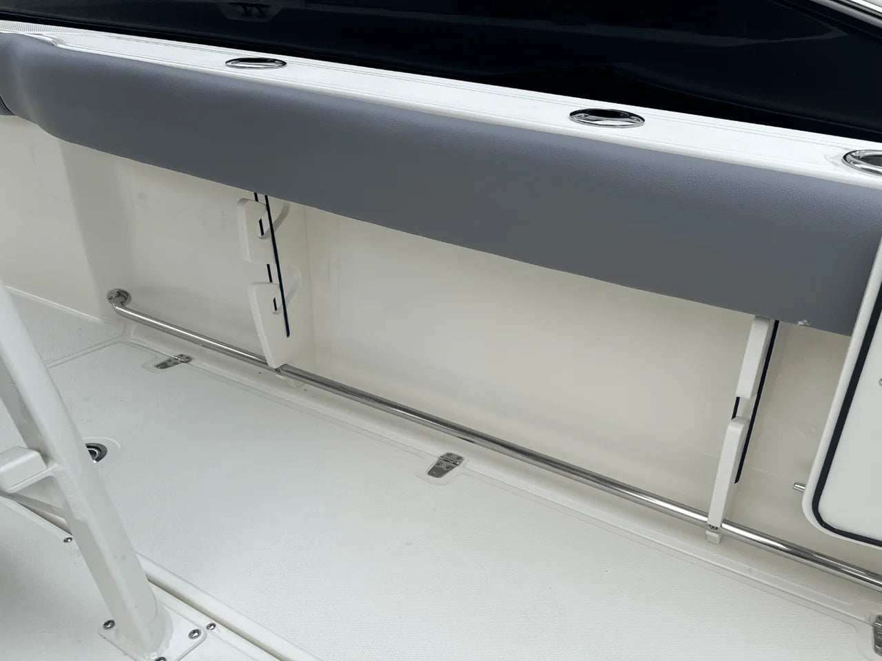 2026 Boston Whaler 230 Outrage 23.0 feet, Huntington, NY #13