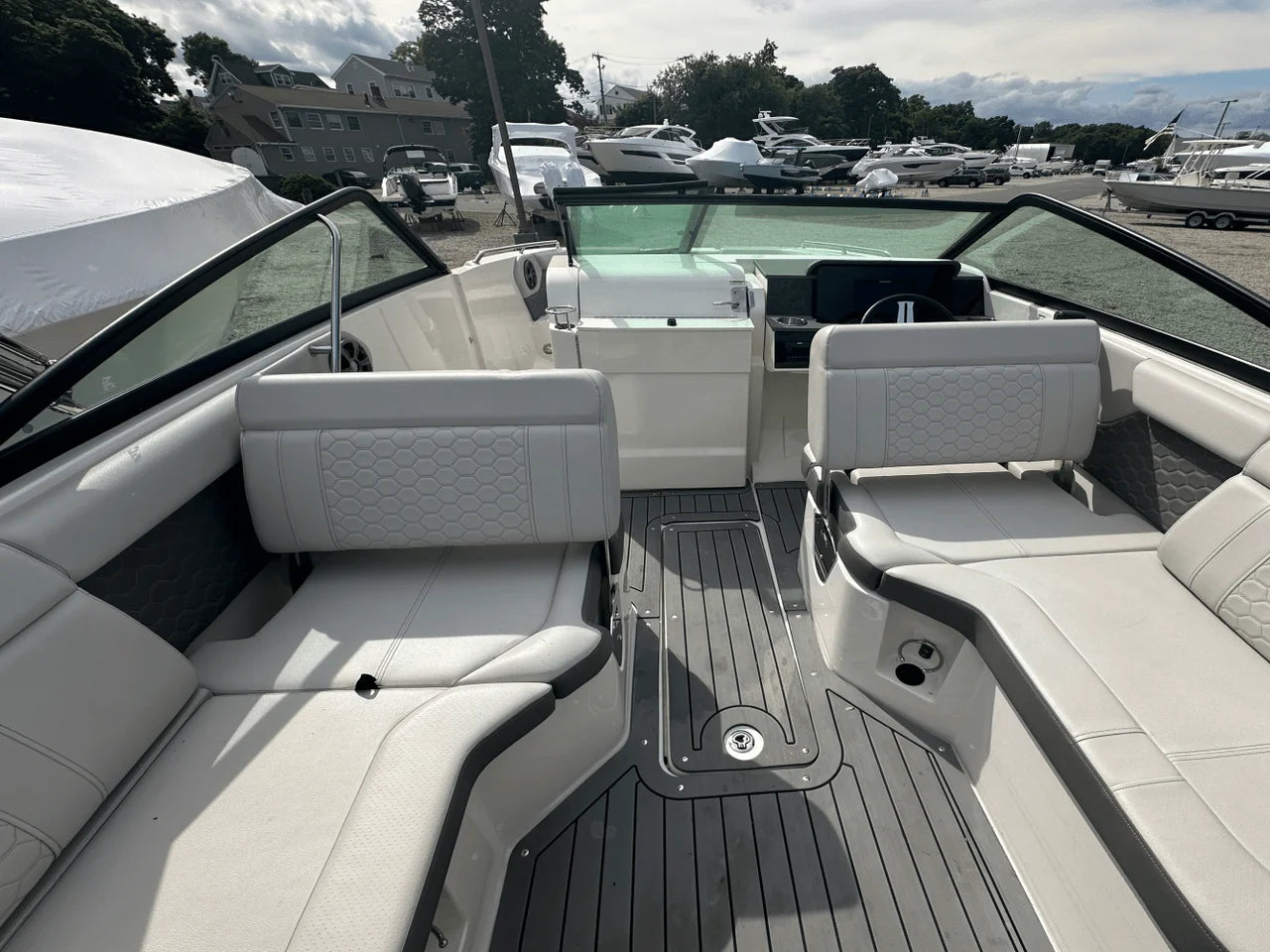 2020 Sea Ray 250SDX OB 25.0 feet, Quincy, MA #20
