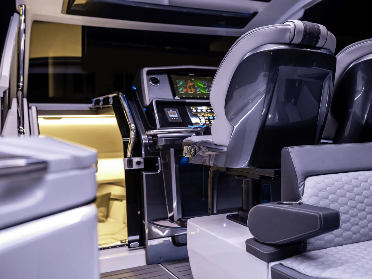 2026 Galeon 335 GTO 33.0 feet, Inuvik, Northwest Territories #49