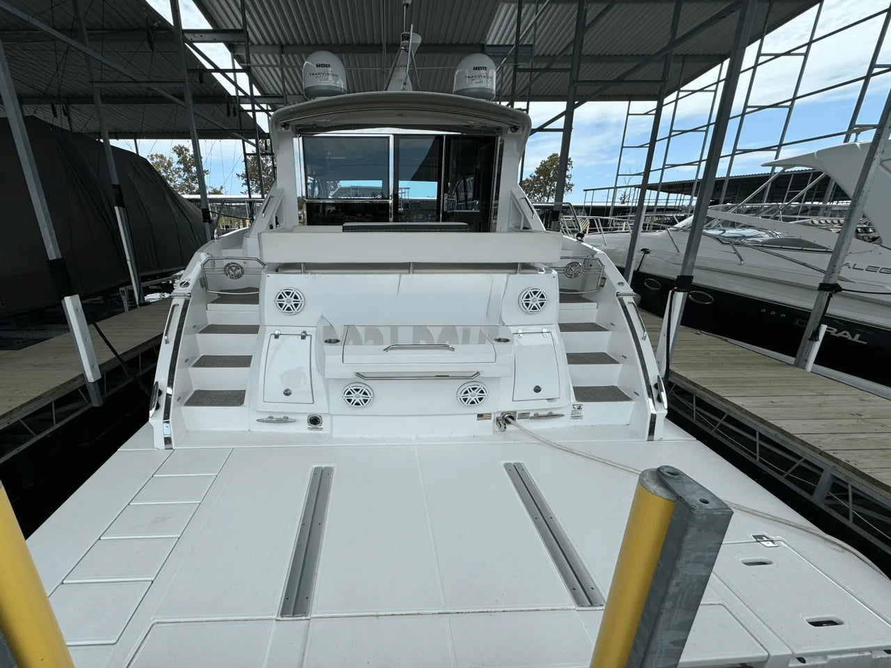 2018 Cruisers Yachts 50 CANTIUS 49.0 feet, Monkey Island, OK #8