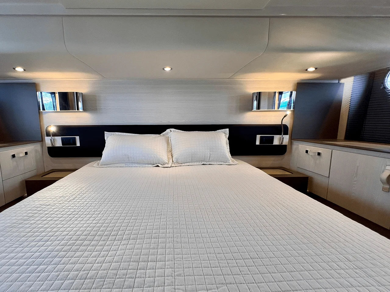 2019 Azimut 50 FLYBRIDGE 50.0 feet, Huntington, NY #74