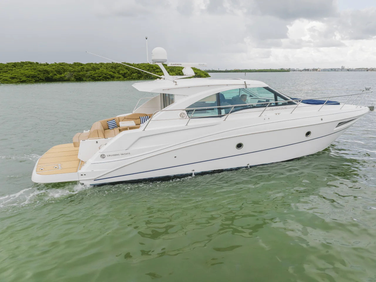 2016 Cruisers Yachts 41 CANTIUS 41.0 feet, st. Petersburg, FL #7