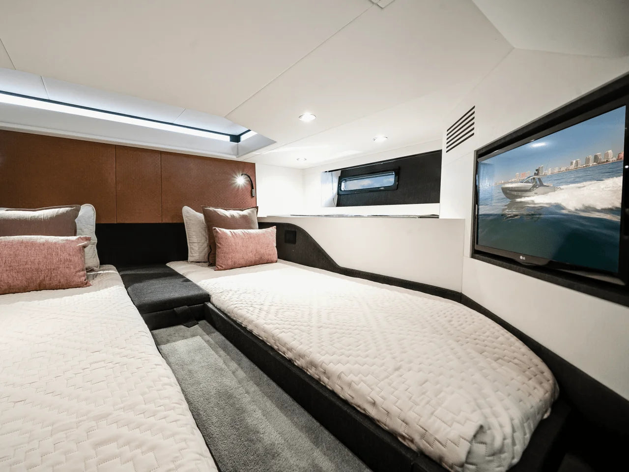 2021 Azimut Verve 47 47.0 feet, Naples, FL #40