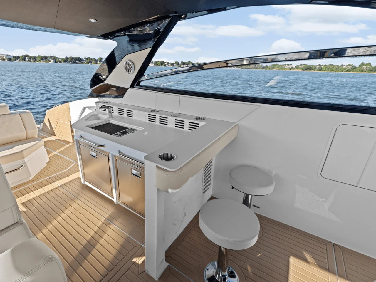2025 Cruisers Yachts 42 GLS Outboard 42.0 feet, Quincy, MA #14