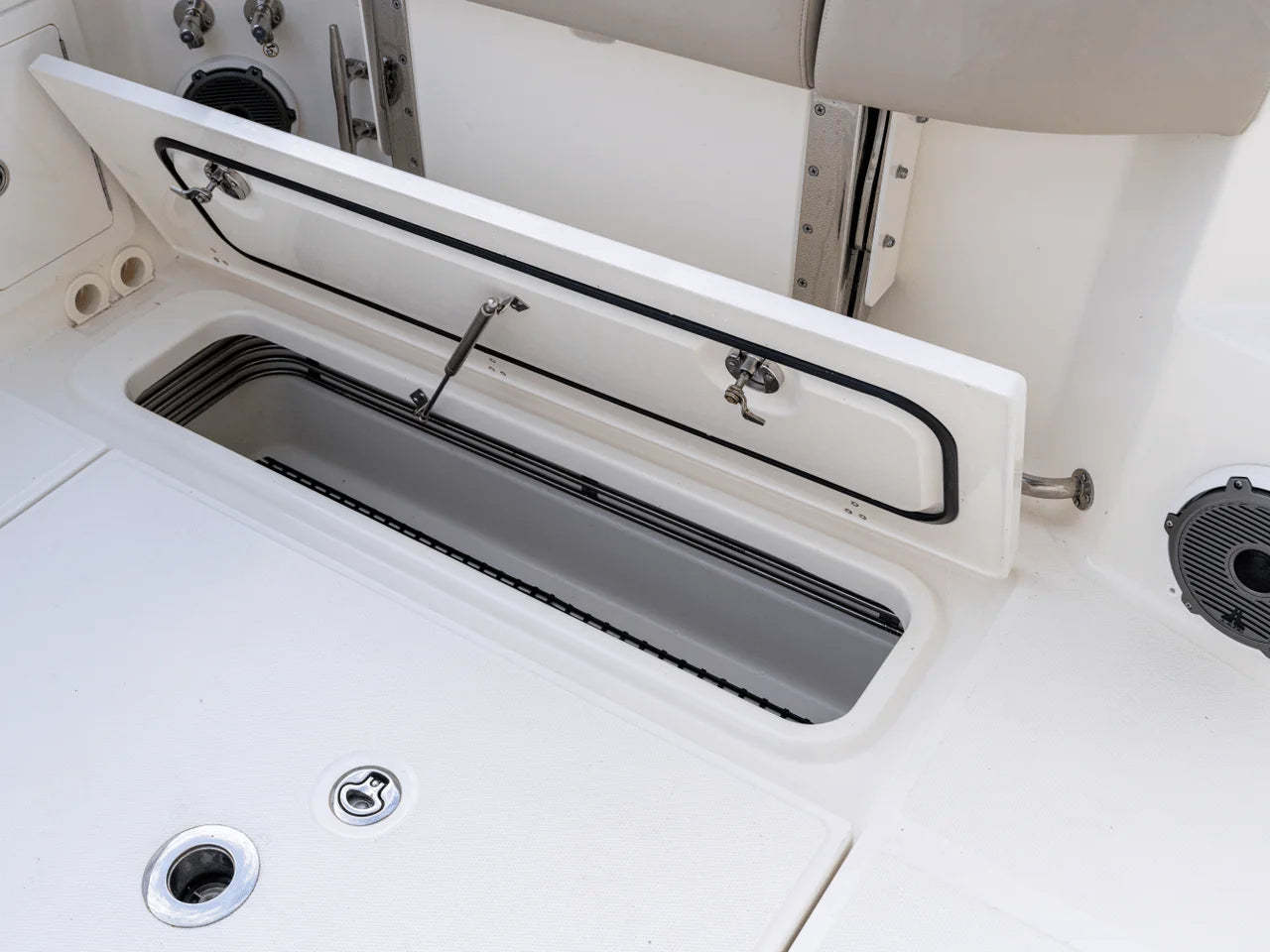 2026 Boston Whaler 365 Conquest 36.0 feet, Quincy, MA #59