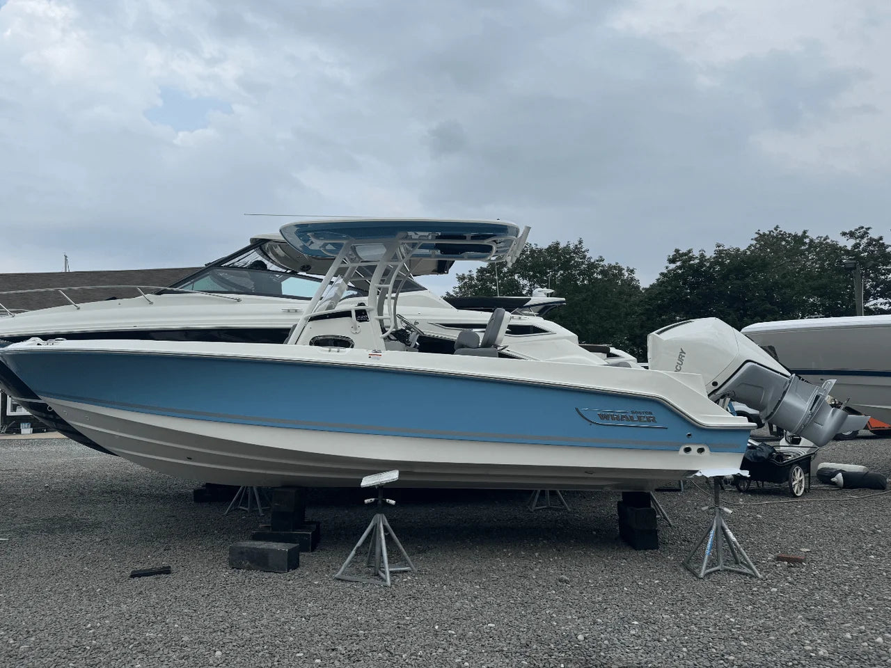 2026 Boston Whaler 230 Outrage 23.0 feet, Huntington, NY #1