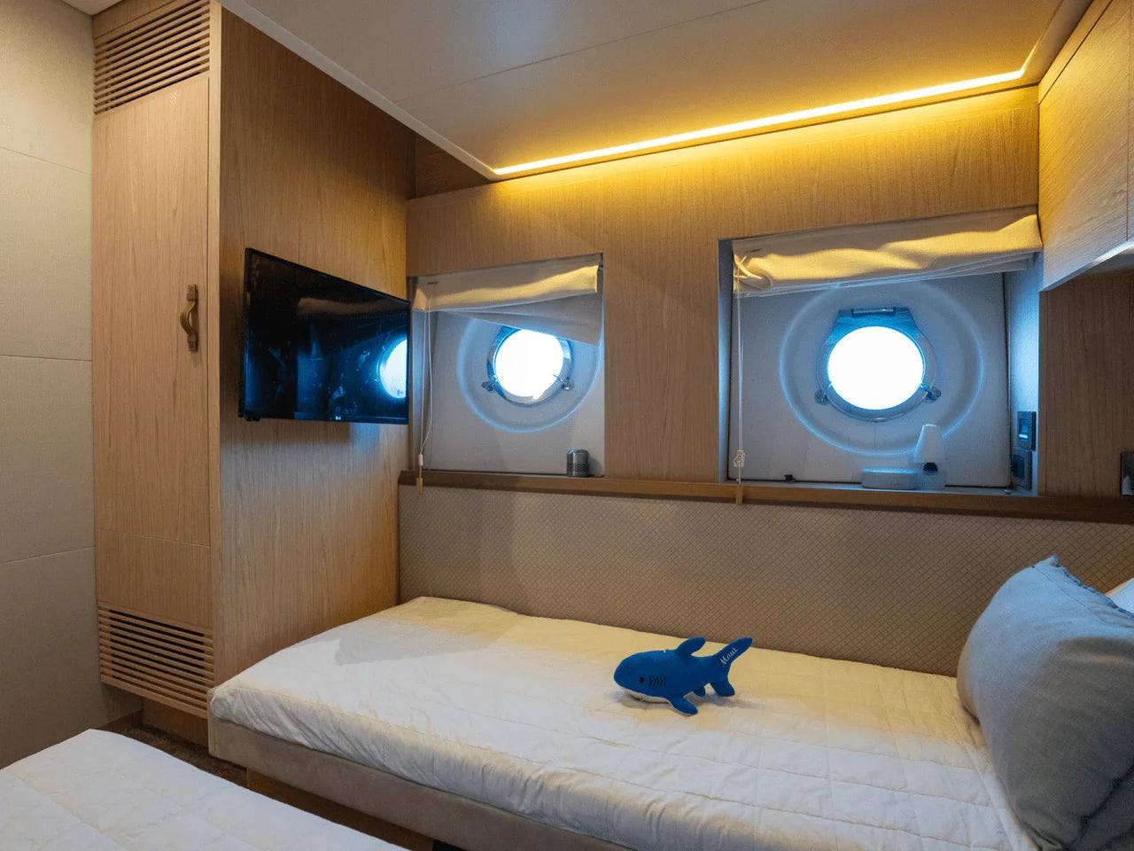 2019 Monte Carlo Yachts MC6 60.0 feet, Miami, FL #51