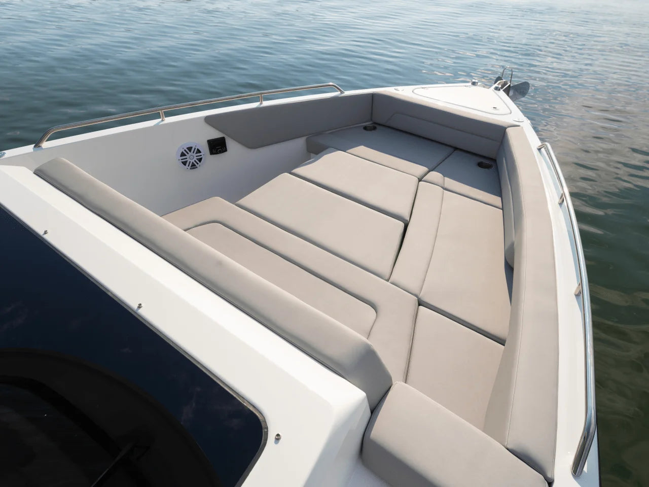 2027 Cruisers Yachts 38 VTR EC 38.0 feet, Wrightsville Beach, North Carolina #21