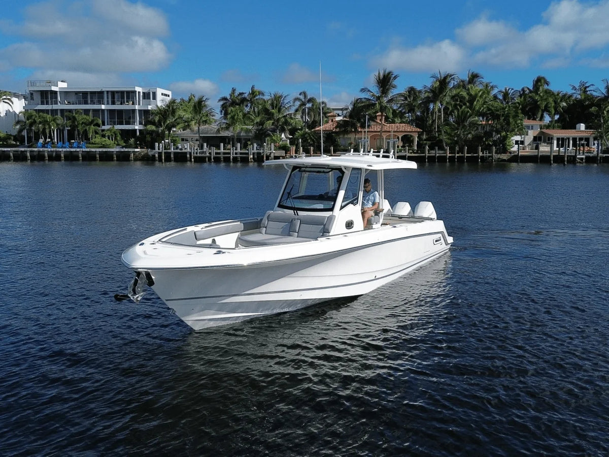 2026 Boston Whaler 360 Outrage 36.0 feet, Pompano Beach, Florida #15