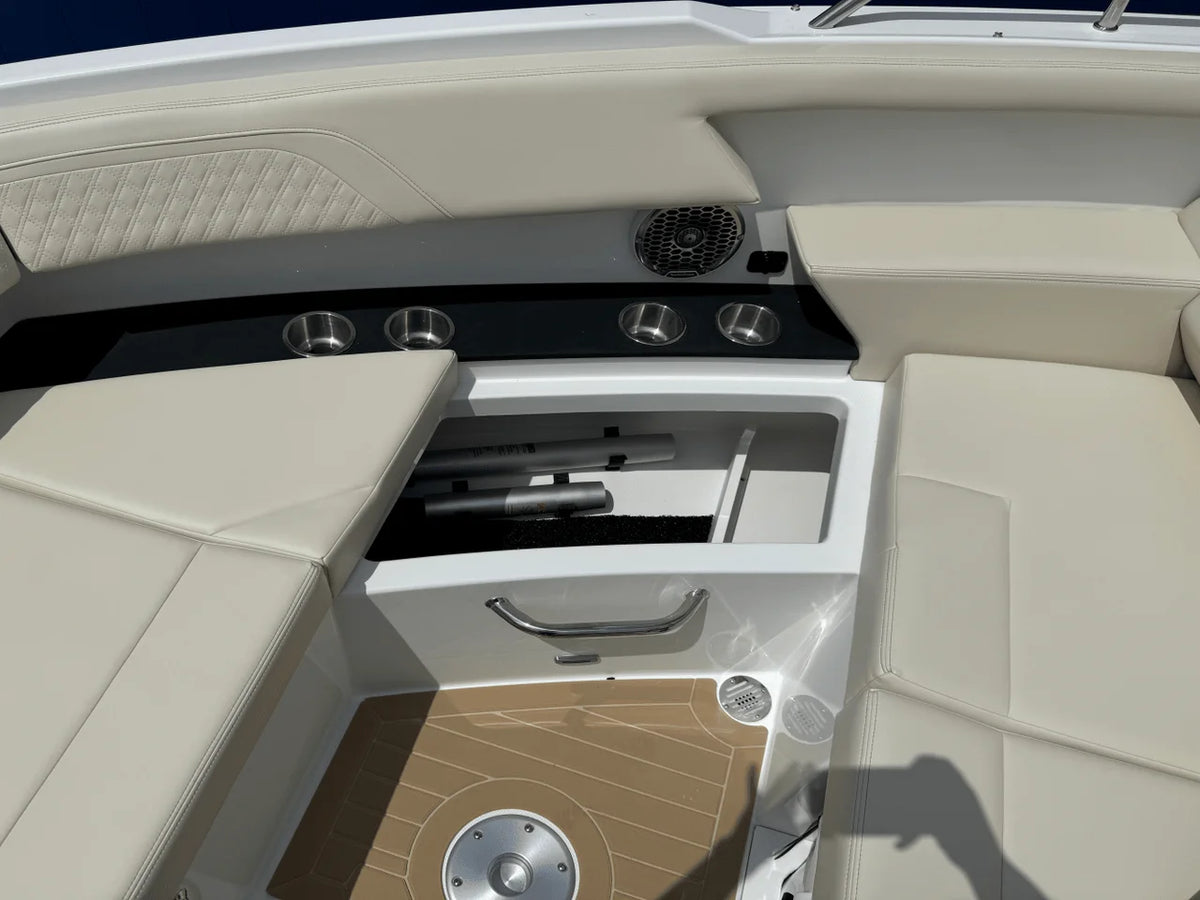 2026 Cruisers Yachts 34 GLS 34.0 feet, Excelsior, Minnesota #58