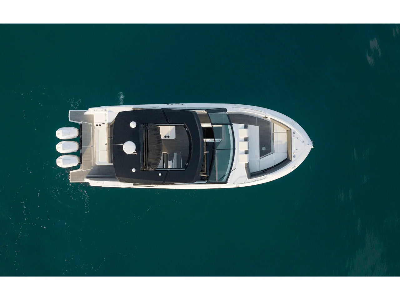 2026 Cruisers Yachts 38 GLS Outboard 38.0 feet, Inuvik, Northwest Territories #8