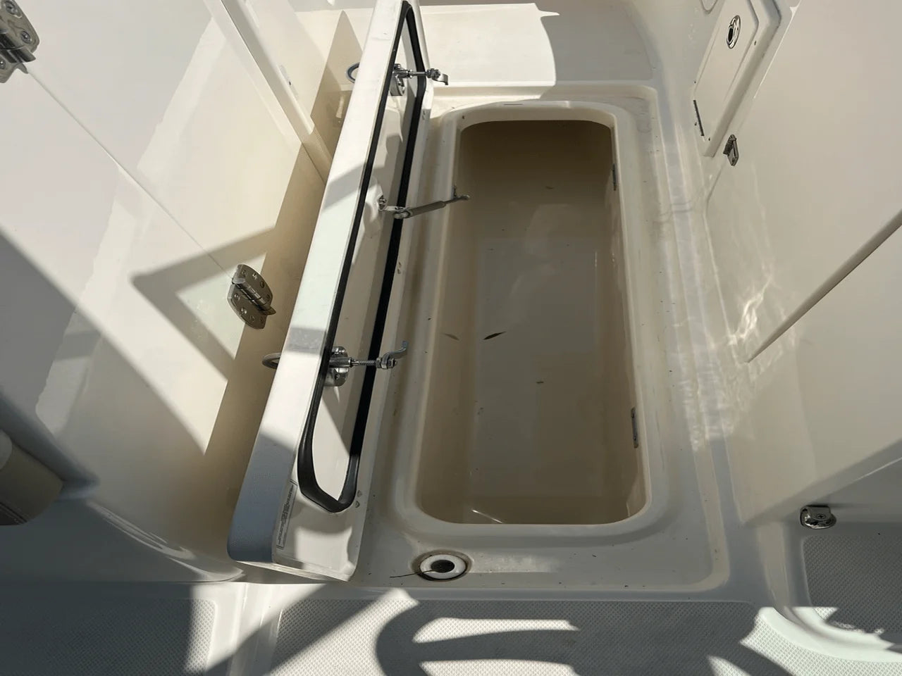 2022 Boston Whaler 240 VANTAGE 24.0 feet, Charleston, SC #23