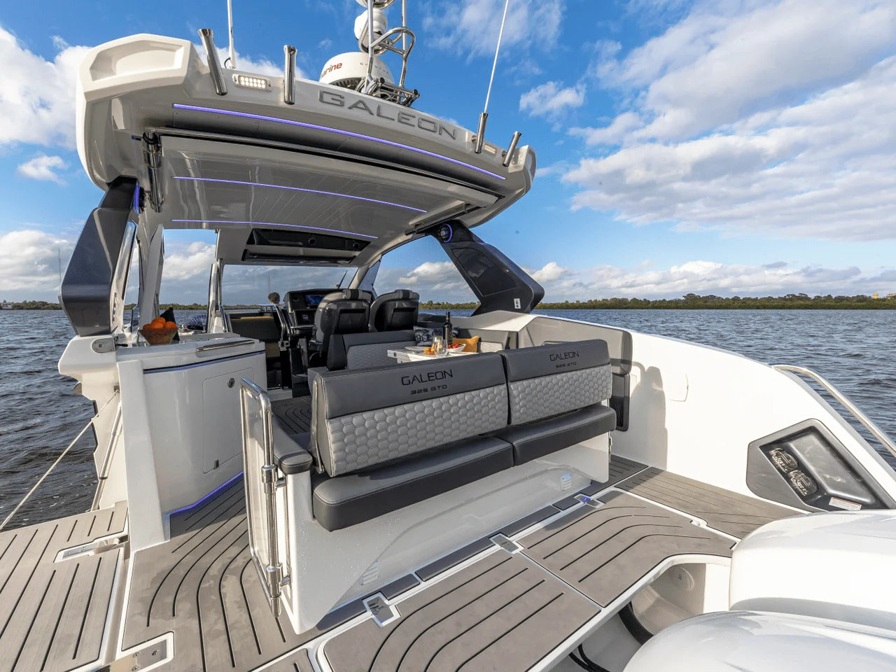 2026 Galeon 335 GTO 33.0 feet, Inuvik, Northwest Territories #121