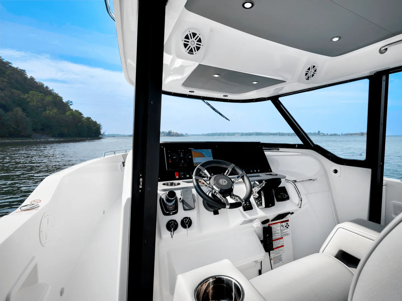 2026 Cruisers Yachts 38 VTR EC 38.0 feet, Inuvik, Northwest Territories #13