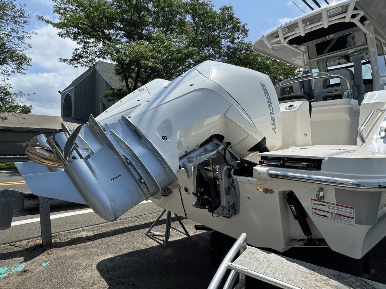 2026 Boston Whaler 250 Outrage 25.0 feet, Huntington, NY #8