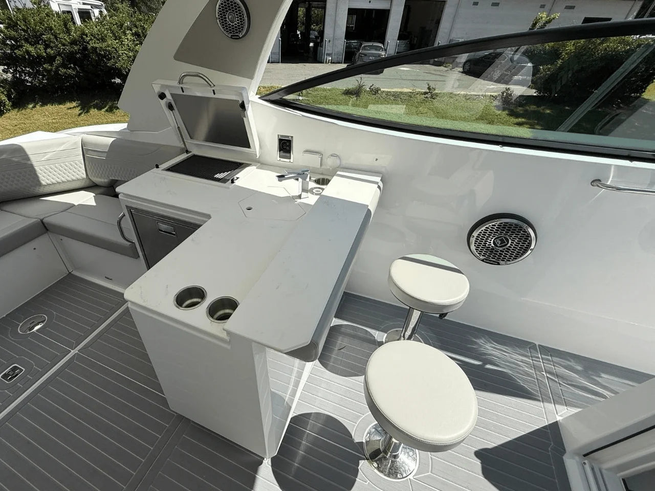 2026 Cruisers Yachts 38 GLS 37.0 feet, Lake Ozark, MO #28