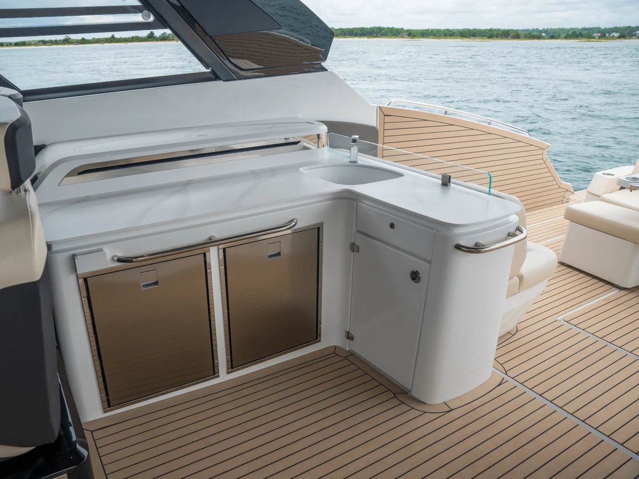 2026 Cruisers Yachts 50GLS OB 50.0 feet, Wrightsville Beach, North Carolina #28