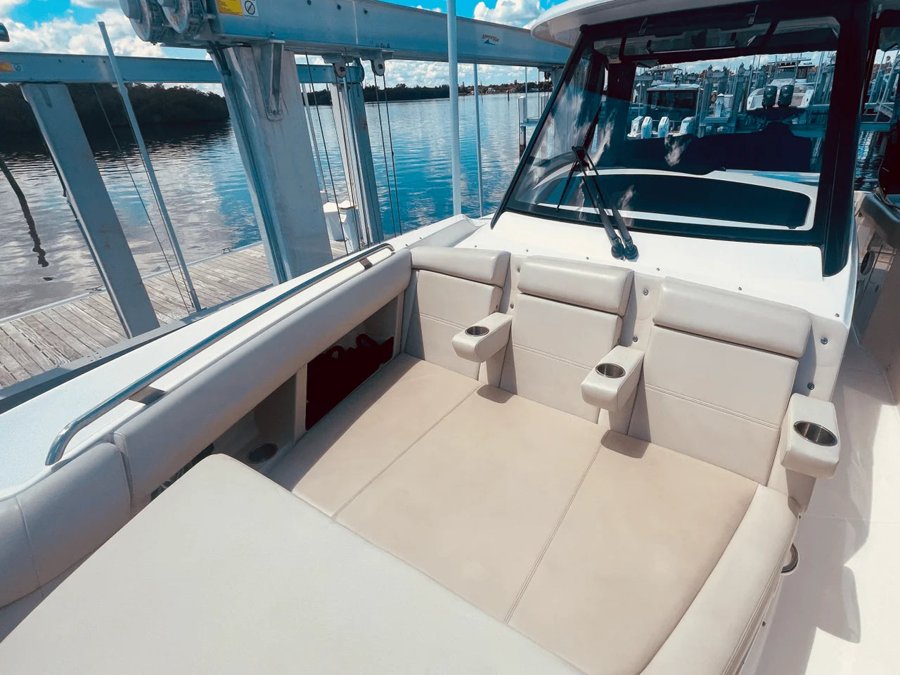 2023 Boston Whaler 350 REALM 35.0 feet, Stuart, FL #11