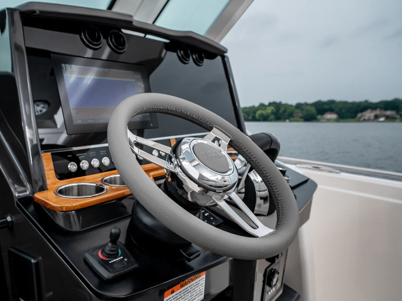 2025 Tiara Yachts LS 34 34.0 feet, Inuvik, Northwest Territories #95