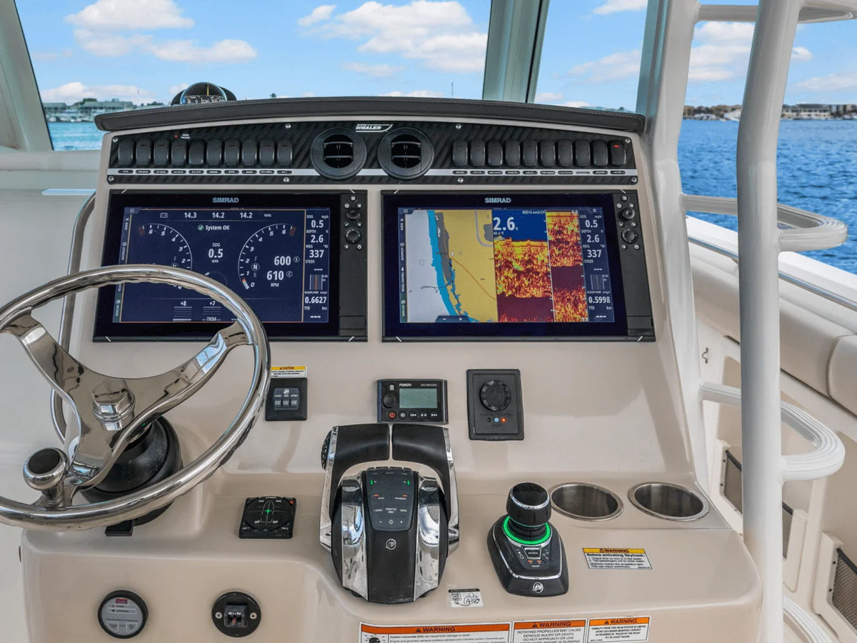 2018 Boston Whaler 380 OUTRAGE 38.0 feet, Naples, Florida #23