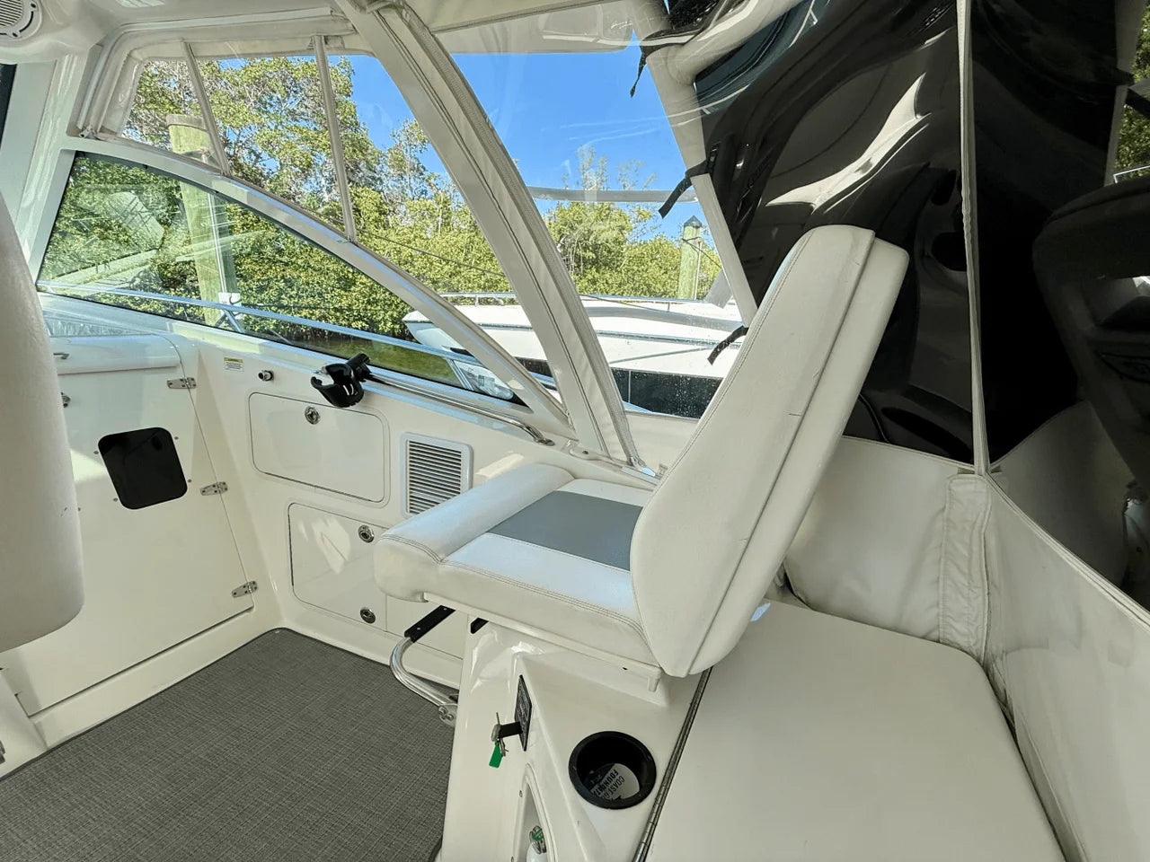 2013 Boston Whaler 345 CONQUEST 34.0 feet, Fort Myers, FL #29