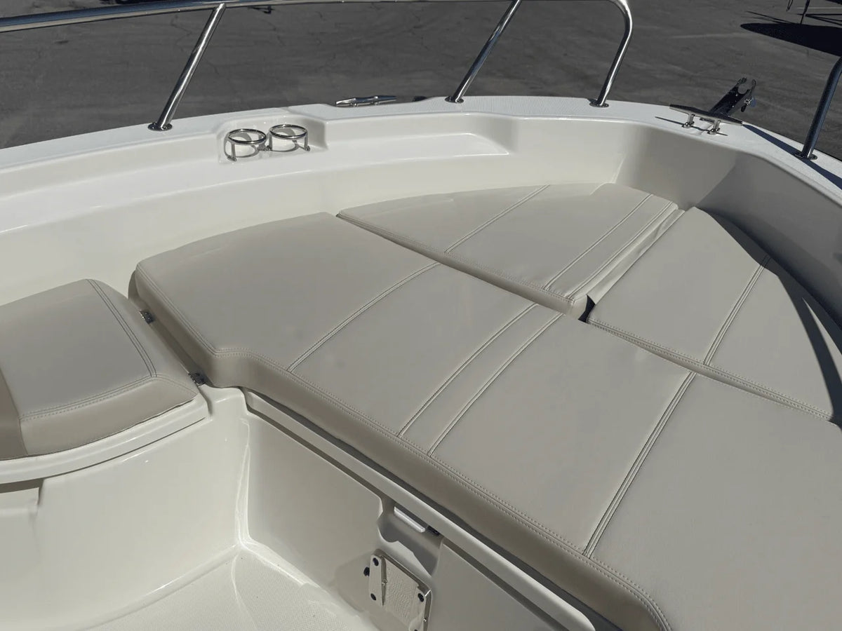 2026 Boston Whaler 250 Dauntless 25.0 feet, Panama City, FL #26