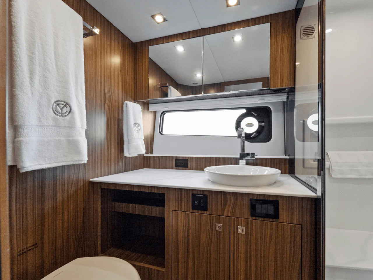2026 Cruisers Yachts 50 GLS 50.0 feet, Inuvik, Northwest Territories #34