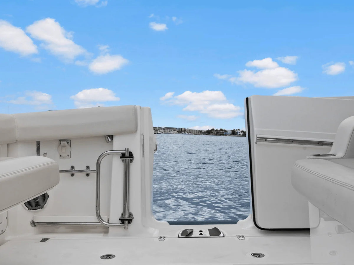 2018 Boston Whaler 380 OUTRAGE 38.0 feet, Naples, Florida #35