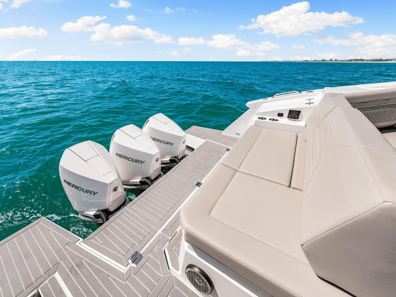 2025 Cruisers Yachts 38 GLS Outboard 38.0 feet, Venice, Florida #8