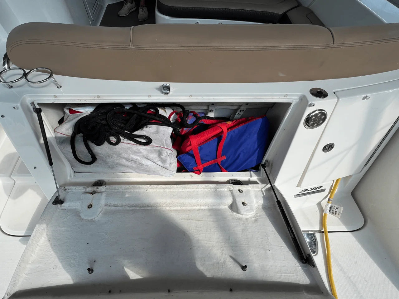 2016 Sea Ray 330 SUNDANCER 33.0 feet, Lake Ozark, MO #40