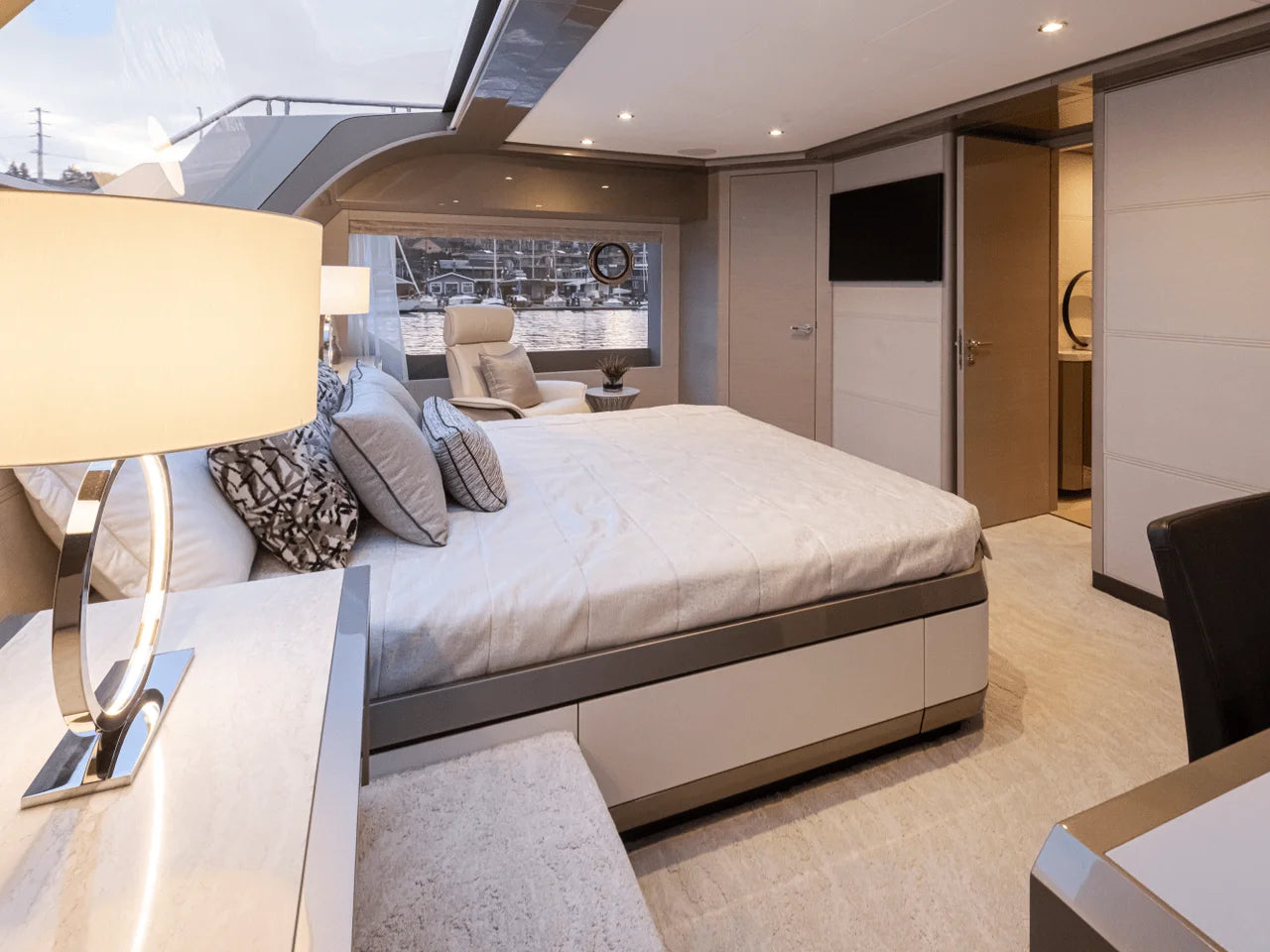 2025 Ocean Alexander 27R 88.0 feet, Pompano Beach, FL #61