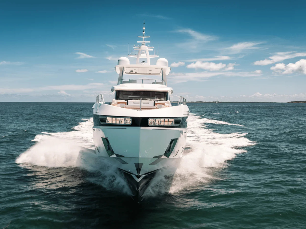2027 Azimut Grande 36M 115.0 feet, Inuvik, Northwest Territories #11