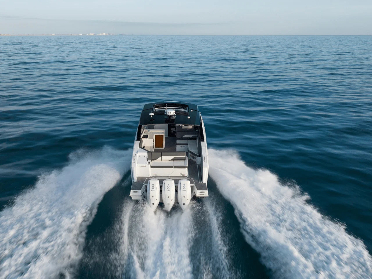 2026 Cruisers Yachts 38 GLS Outboard 38.0 feet, Inuvik, Northwest Territories #18