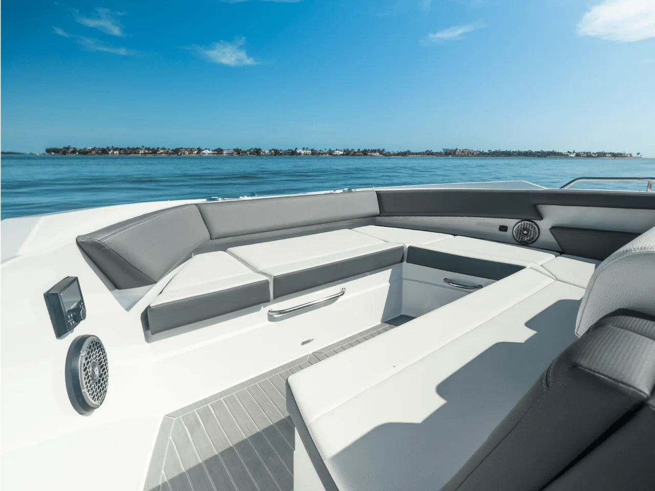 2026 Cruisers Yachts 38 GLS Outboard 38.0 feet, Inuvik, Northwest Territories #86