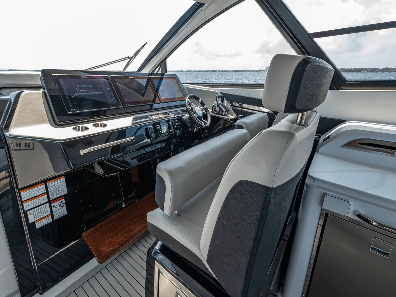 2025 Cruisers Yachts 50 GLS 50.0 feet, Pensacola, Florida #37