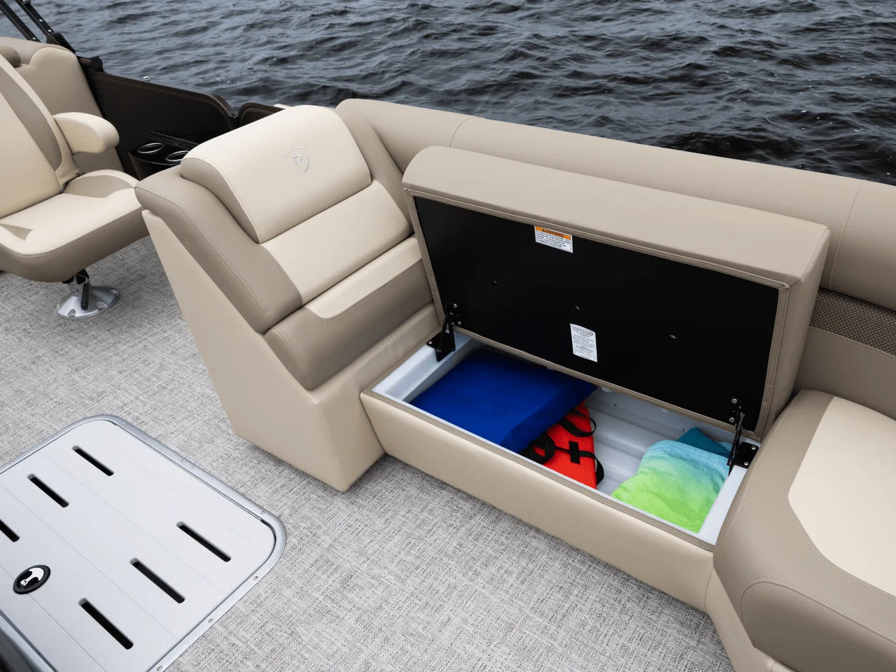 2026 Premier 250 Solaris 25.0 feet, Inuvik, Northwest Territories #25