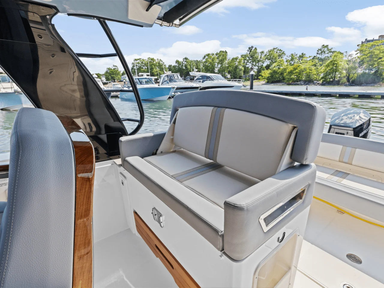 2025 Boston Whaler 380 Realm 38.0 feet, Quincy, MA #19