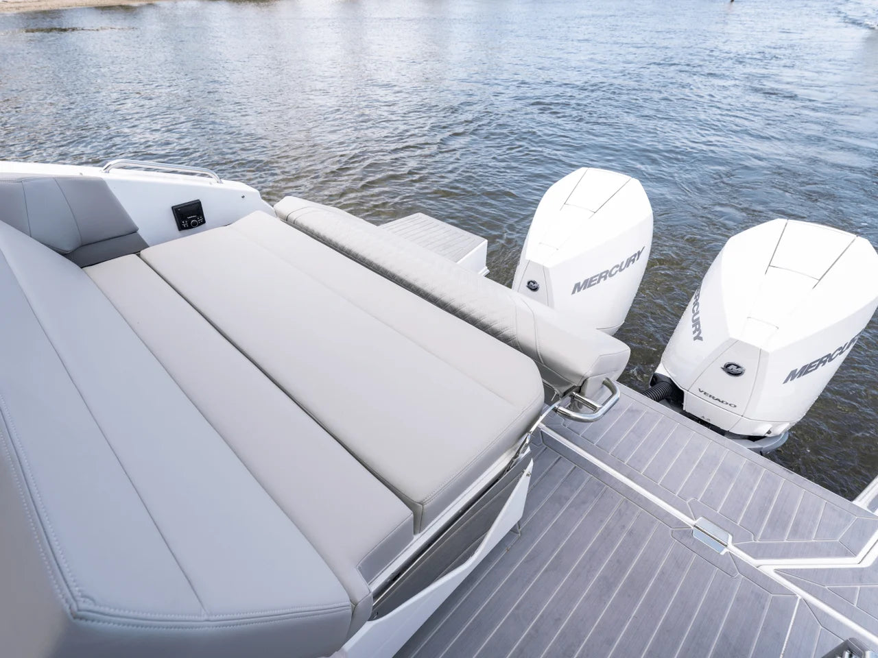 2027 Cruisers Yachts 34 GLS Outboard 34.0 feet, Sarasota, FL #13