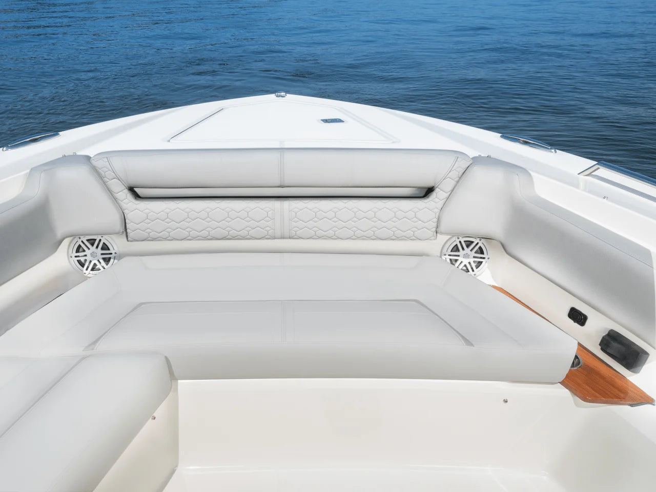 2025 Tiara Yachts LS 38 38.0 feet, Inuvik, Northwest Territories #80