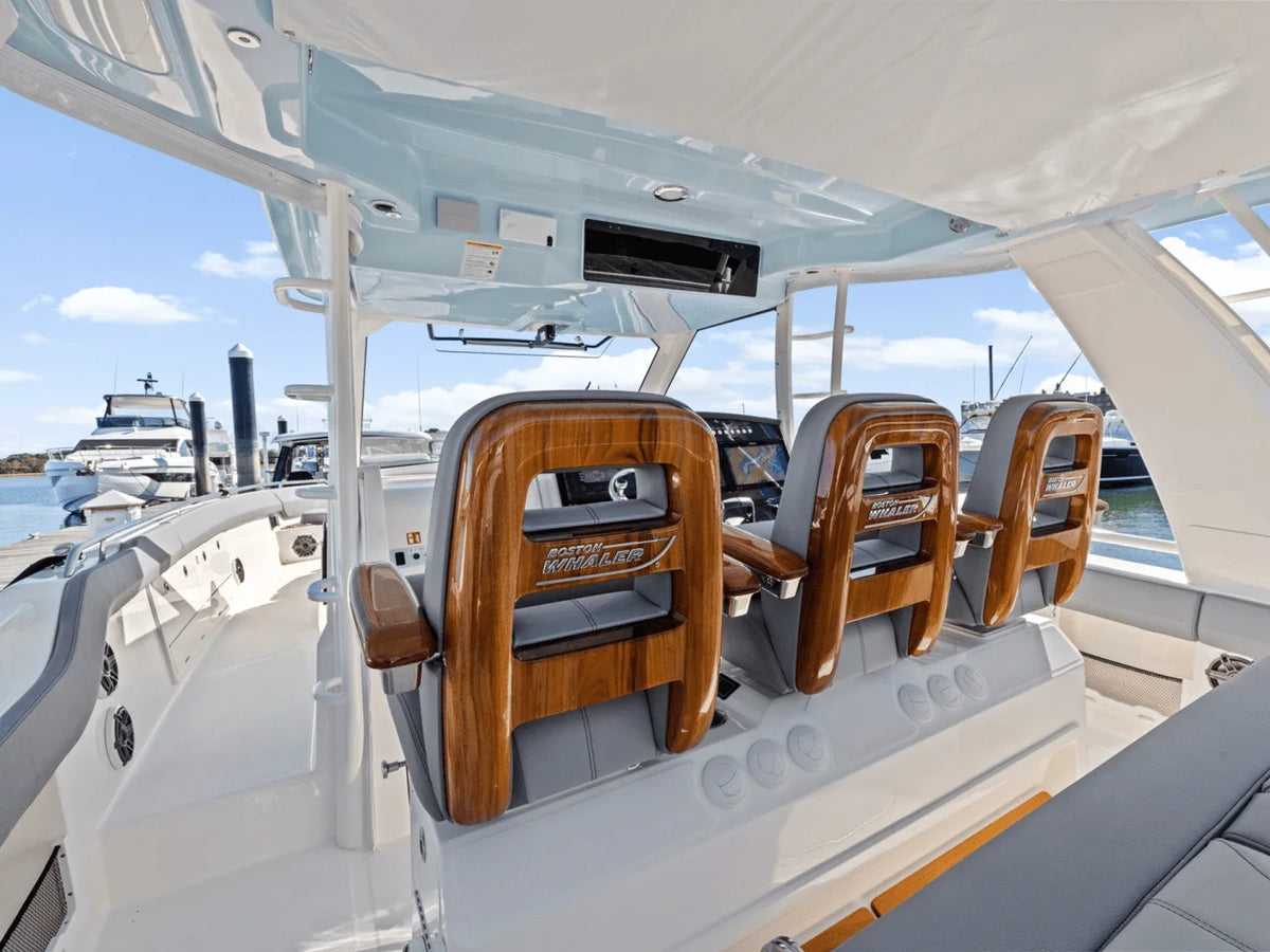 2026 Boston Whaler 420 Outrage 42.0 feet, Quincy, MA #20