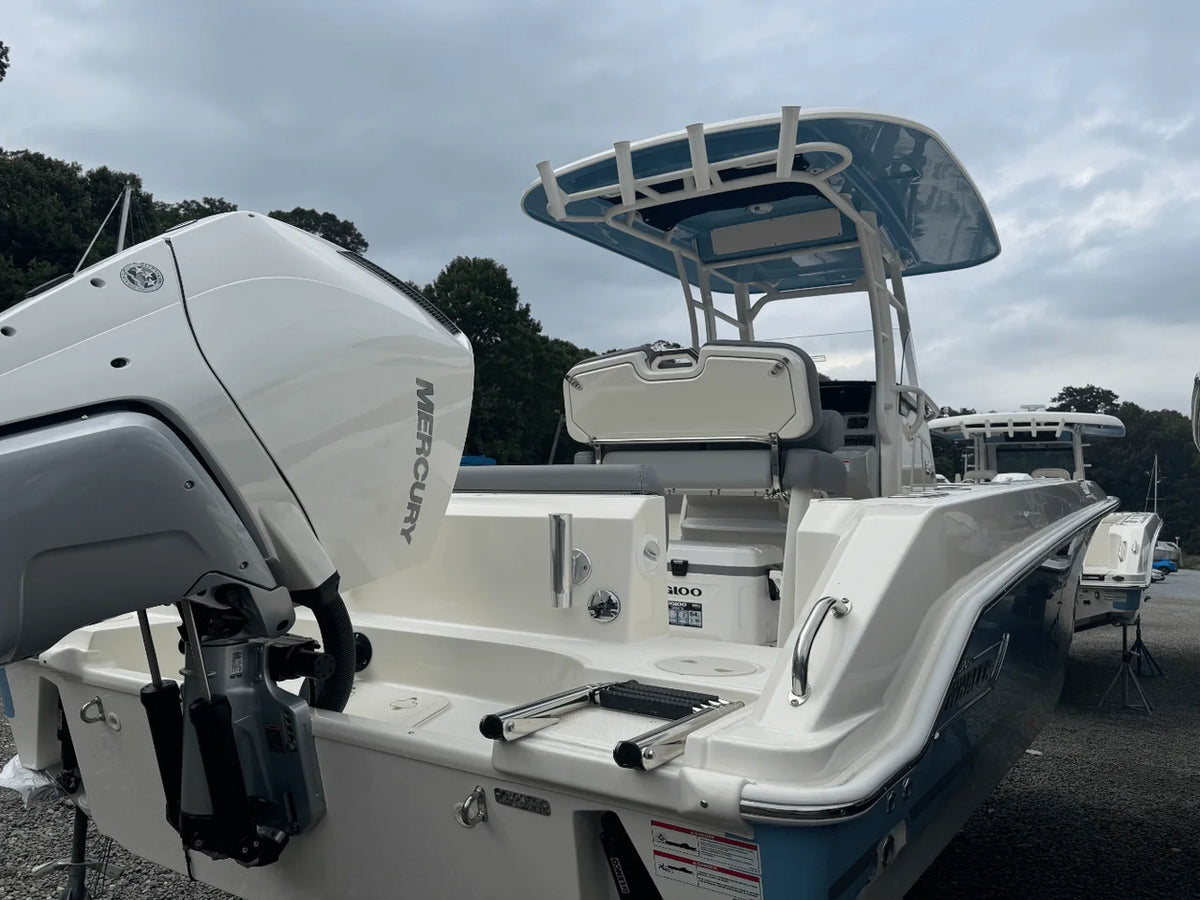 2026 Boston Whaler 230 Outrage 23.0 feet, Huntington, NY #4