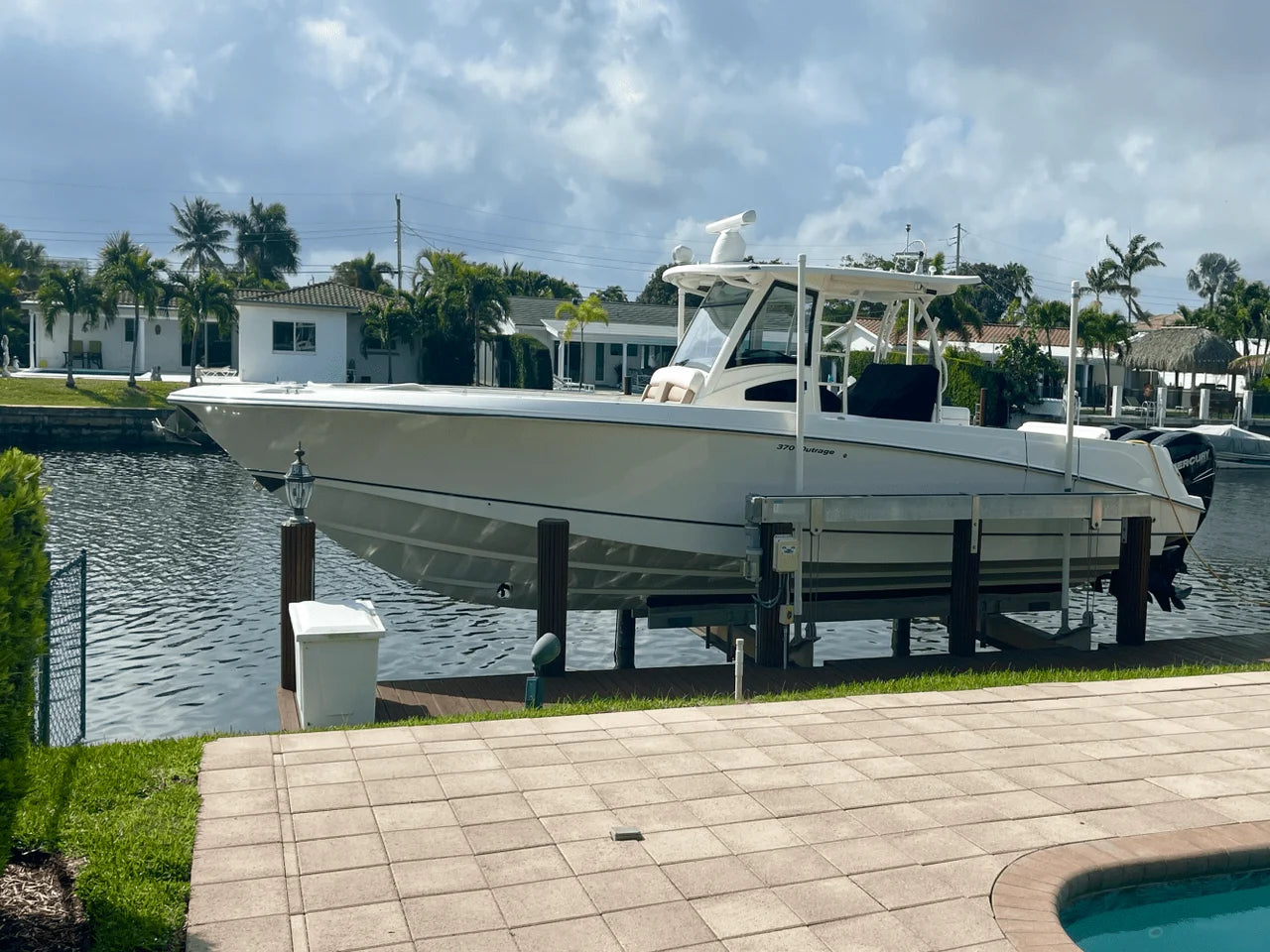 2012 Boston Whaler 370 OUTRAGE 37.0 feet, Pompano Beach, FL #6