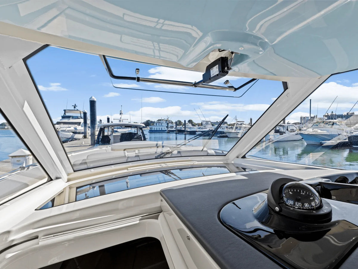 2026 Boston Whaler 420 Outrage 42.0 feet, Quincy, MA #35
