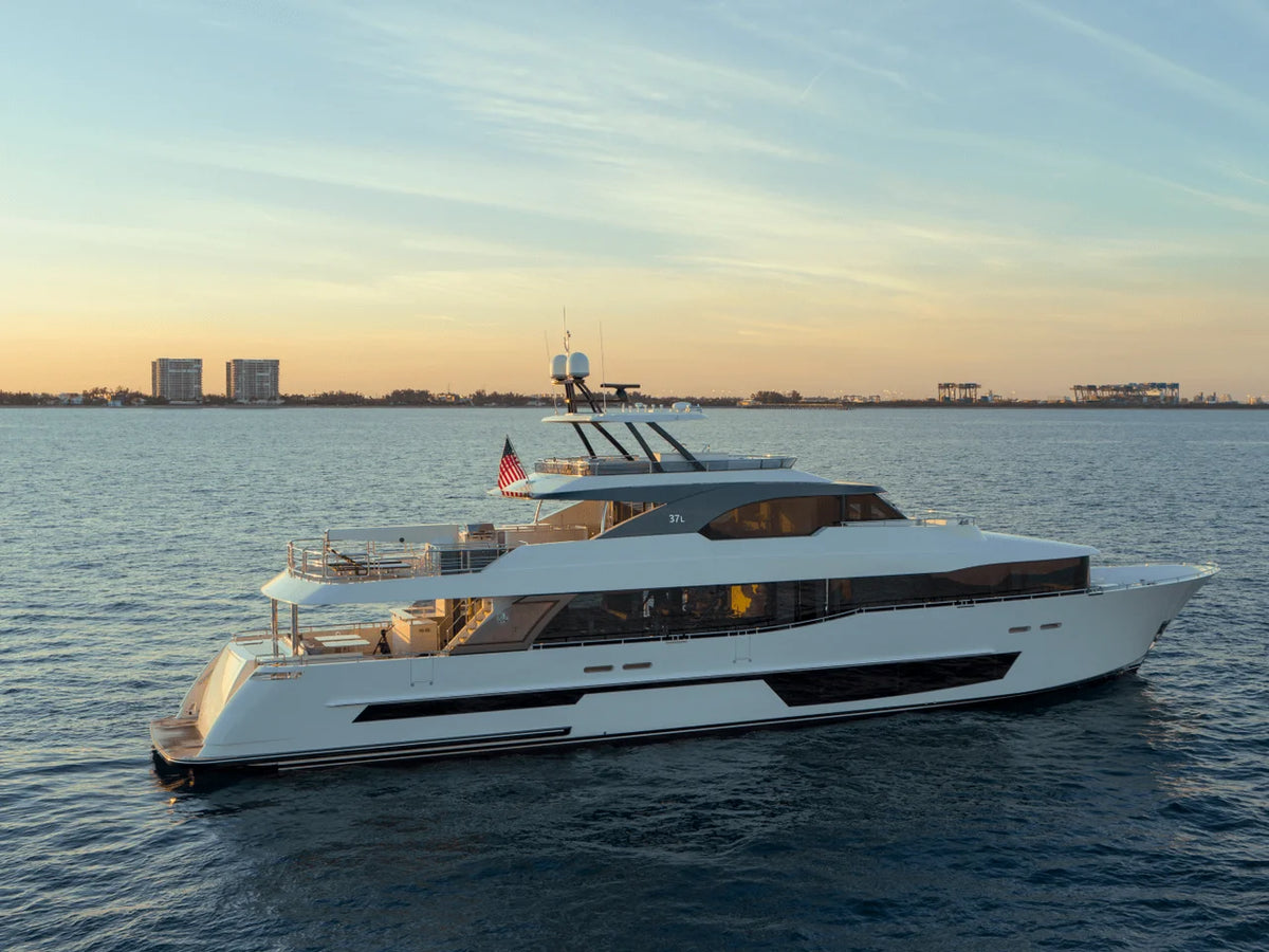2027 Ocean Alexander 37L 120.0 feet, Pompano Beach, FL #8