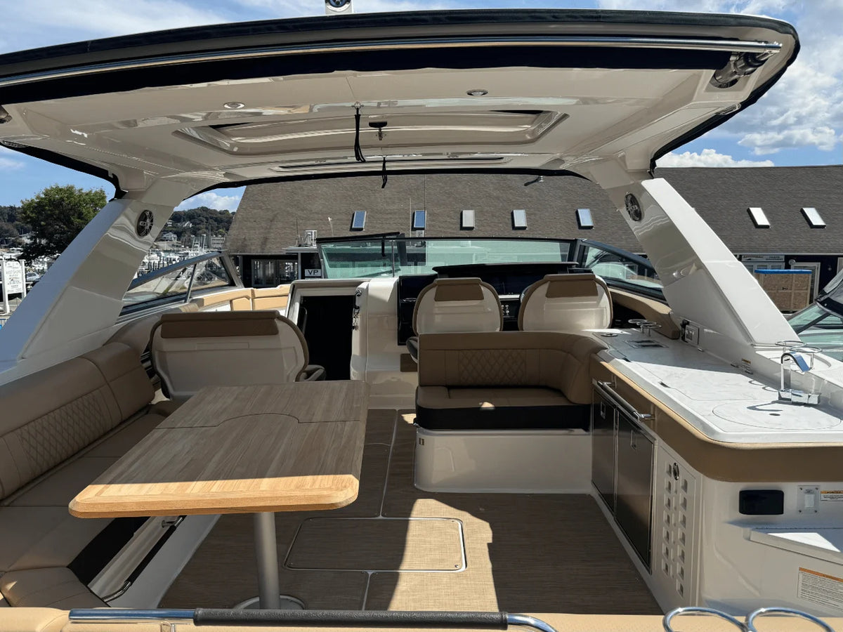 2026 Sea Ray SLX 400 Outboard 40.0 feet, Huntington, NY #64