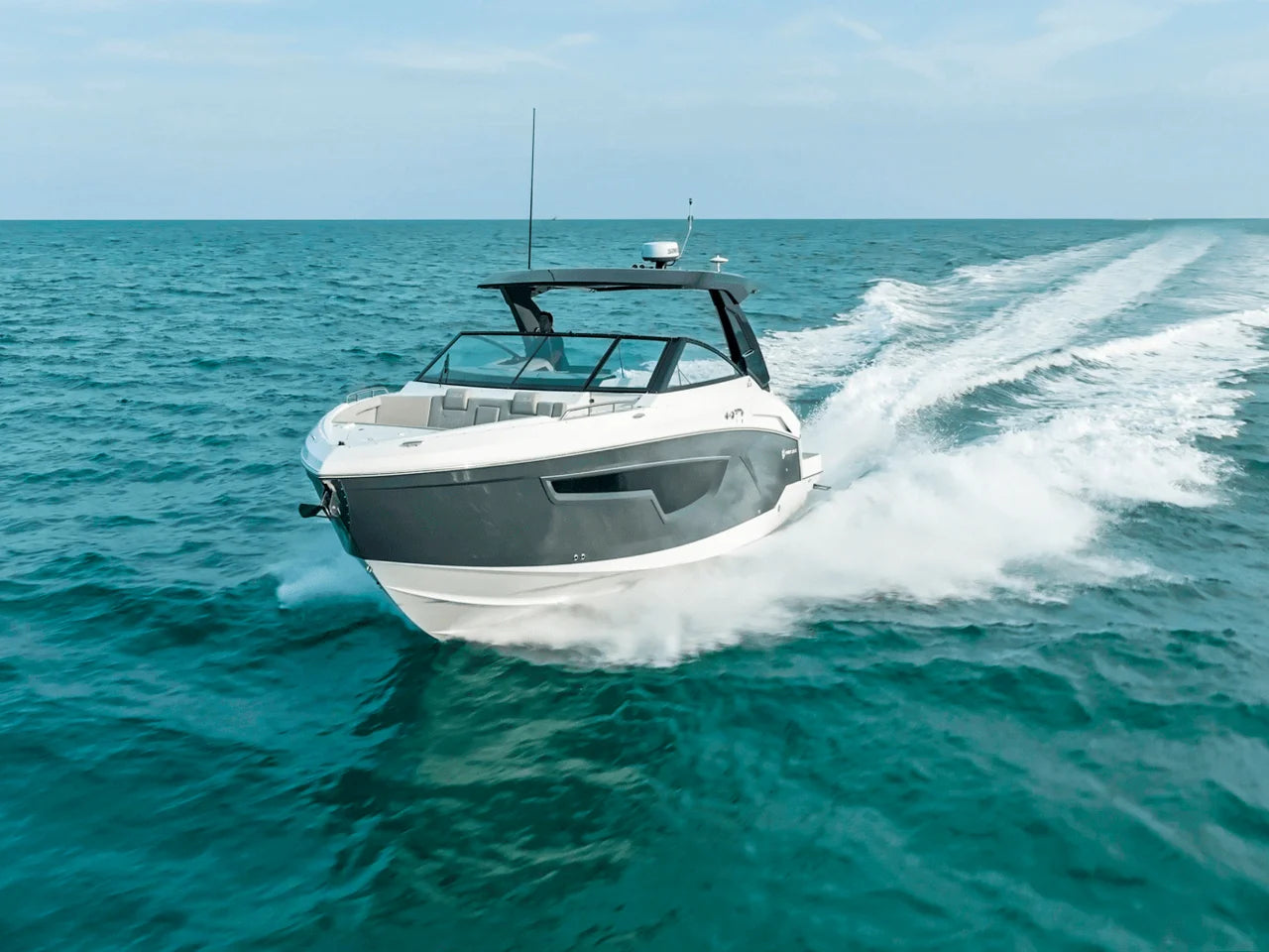 2026 Cruisers Yachts 34 GLS Outboard 35.0 feet, Inuvik, Northwest Territories #40