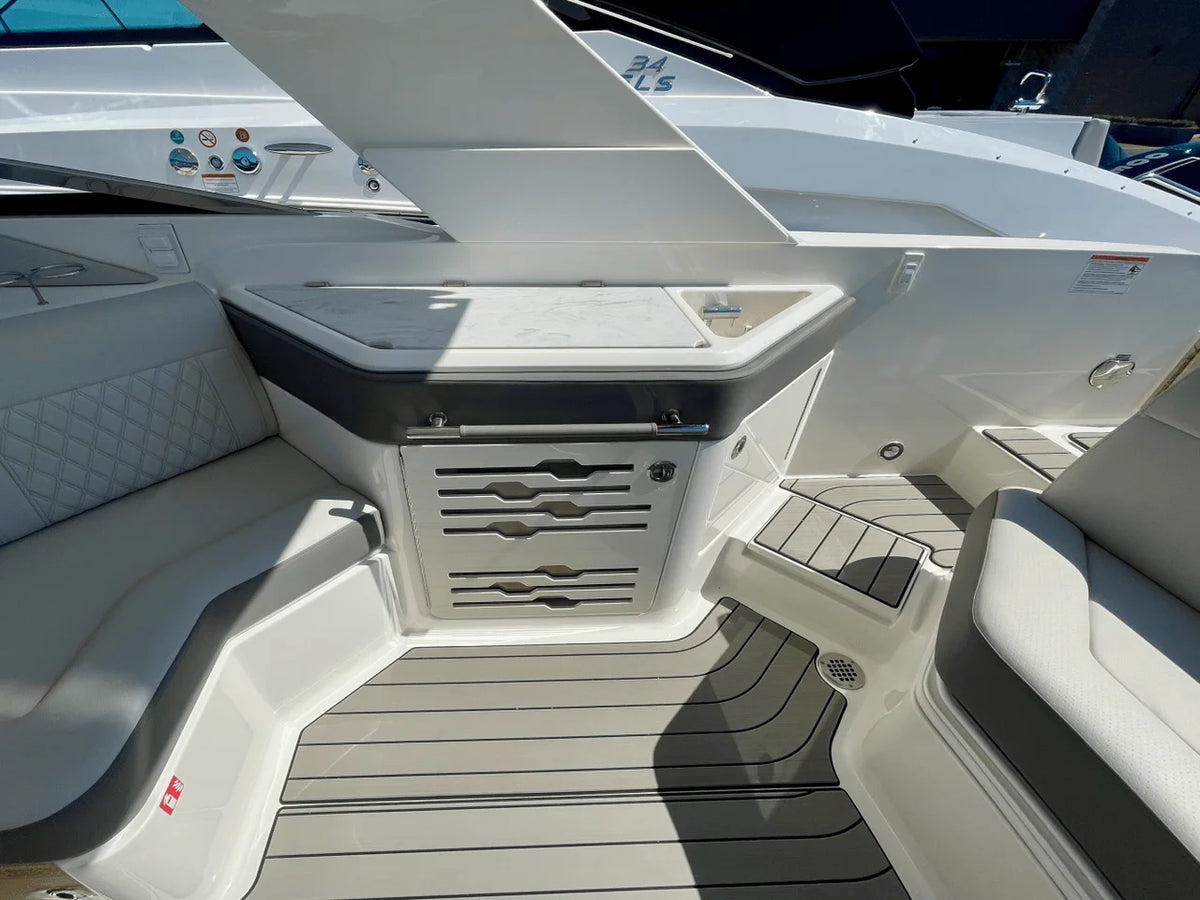 2026 Sea Ray SLX 310 Outboard 31.0 feet, Danvers, Massachusetts #9
